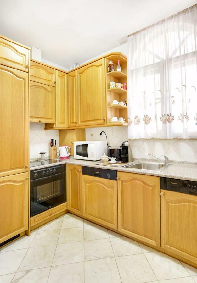 صوفيا Aristocratic, Elegant, Designer Top Central Apartment المظهر الخارجي الصورة