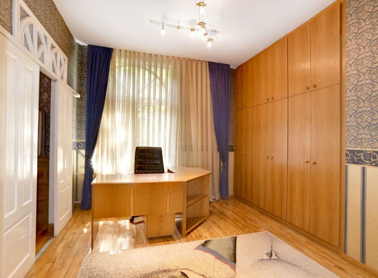 صوفيا Aristocratic, Elegant, Designer Top Central Apartment المظهر الخارجي الصورة