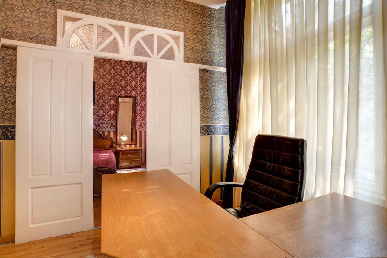 صوفيا Aristocratic, Elegant, Designer Top Central Apartment المظهر الخارجي الصورة