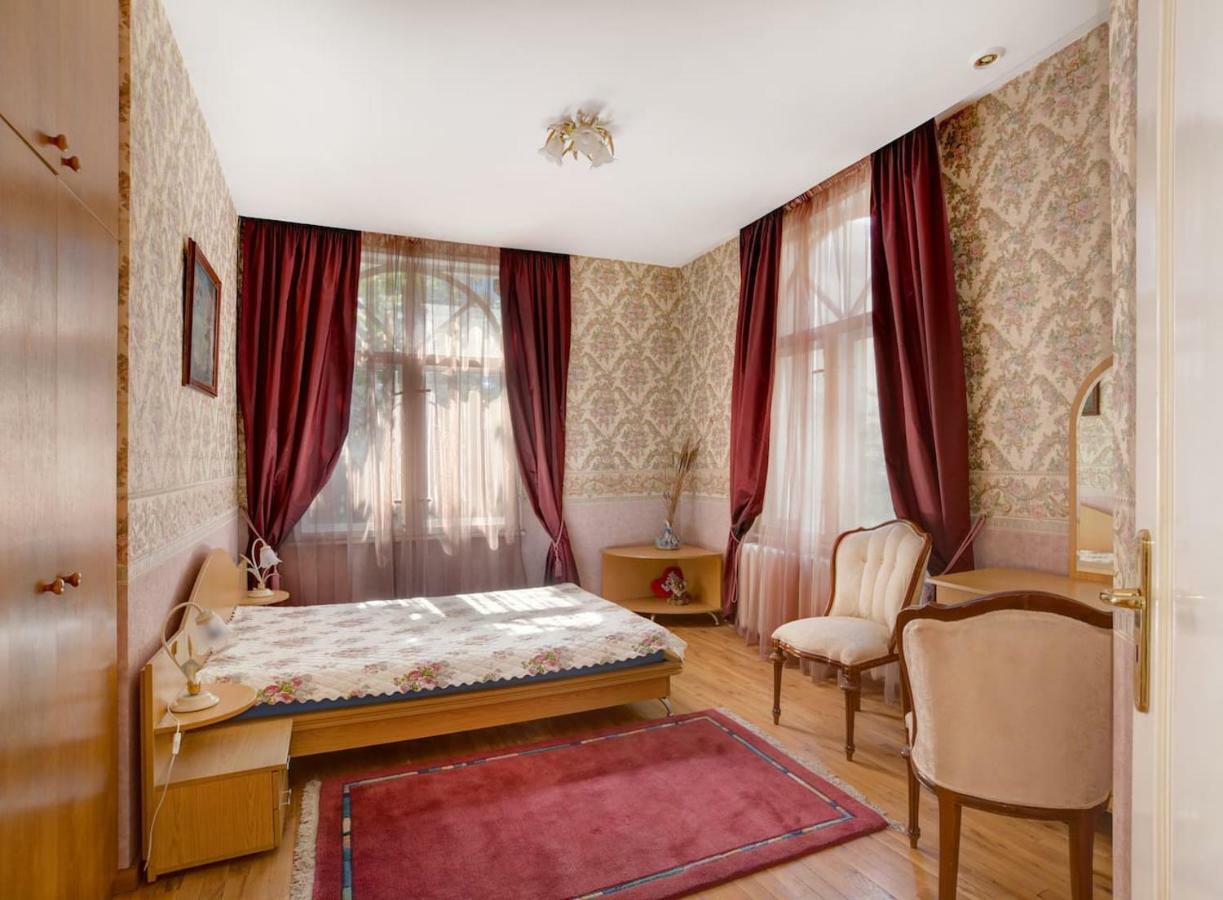 صوفيا Aristocratic, Elegant, Designer Top Central Apartment المظهر الخارجي الصورة